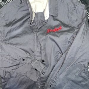 leinenkugels long sleeve button up